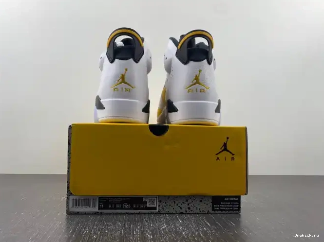 One Kick Ochre CT8529-170 6 Air Jordan Yellow 0526